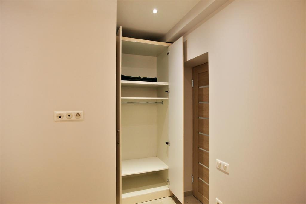 Apartment In City Center 耶烈万 外观 照片